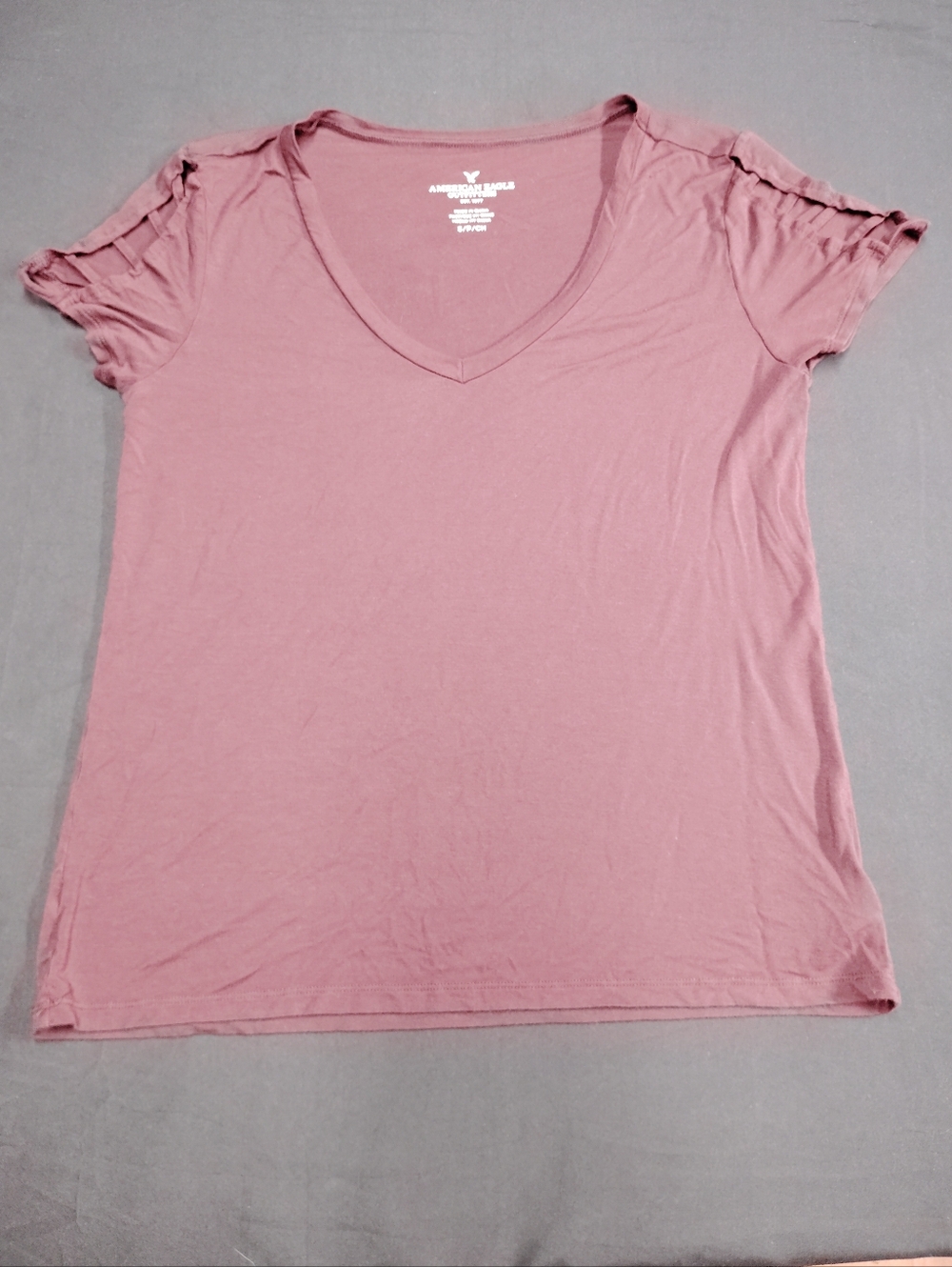 American Eagle Outfitters Mauve V-Neck Short Sleeve Tee With Strappy Sleeves